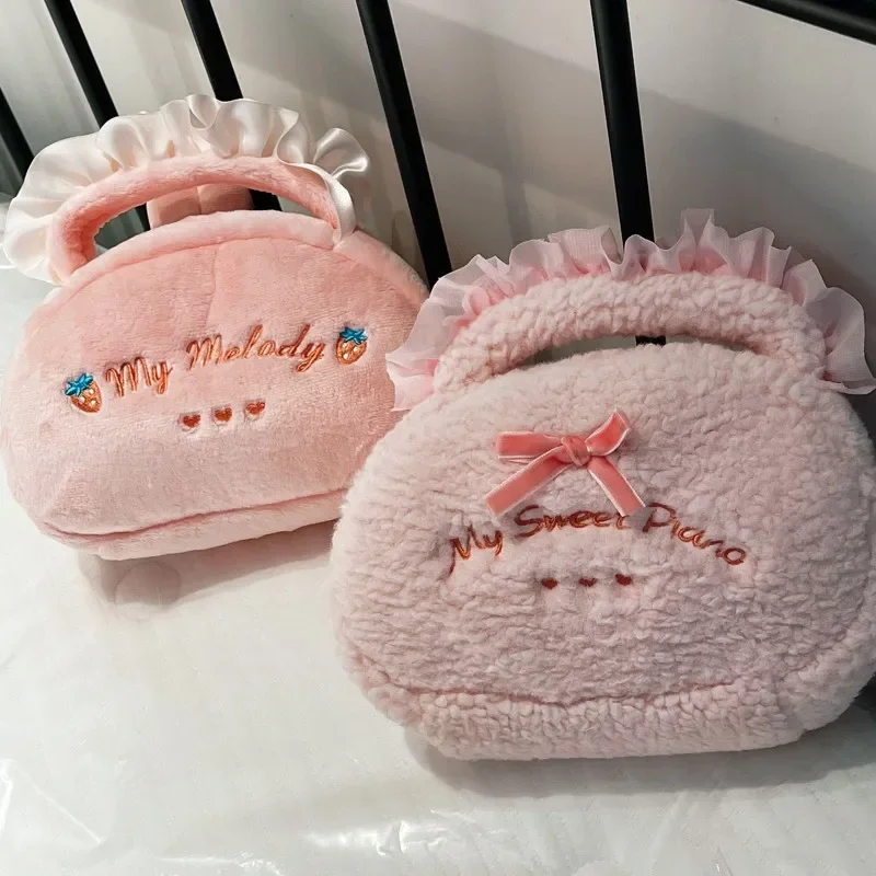 حقيبة مستحضرات التجميل من القطيفة من My Melody Sweet Piano ذات سعة كبيرة، حقيبة مكياج محمولة، حقيبة يد جميلة، حقيبة سفر كاواي للاستخدام اليومي للفتيات