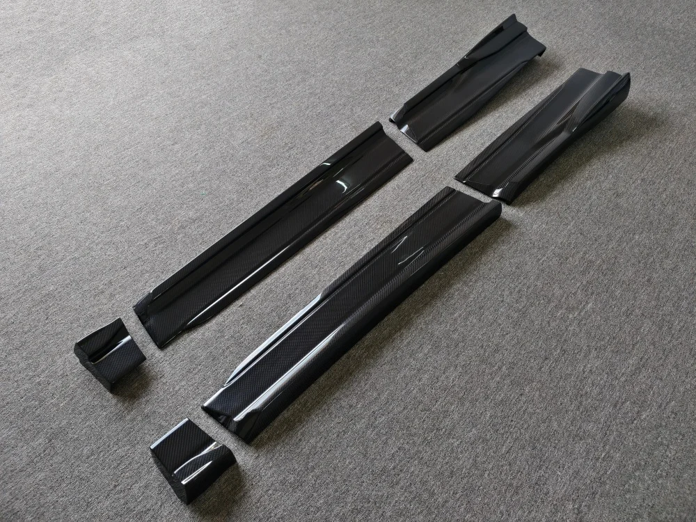 

T-style Dry Carbon Fiber Front Lip Two-piece Set for 22-24 Lamborghini URUS S Upgraded Body Kit