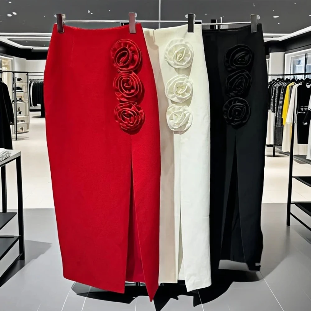 Gonna longuette in maglia rossa con spacco alto e applicazioni floreali 3D – Elegante gonna aderente con fasciatura