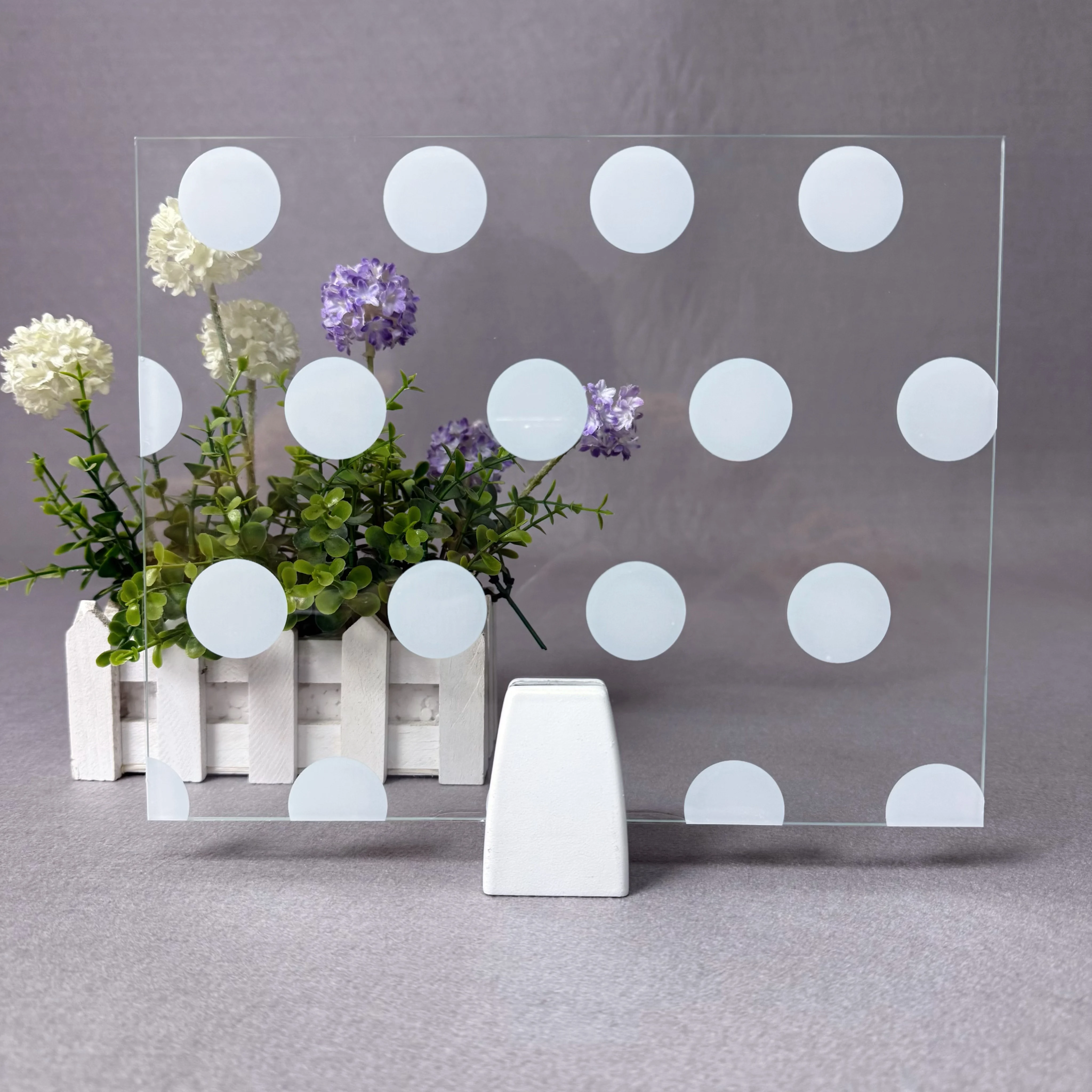 Decorative Privacy Stained Glass Film Roll PET 2 Mil Thick Self-Adhesive Glossy Surface Modern Design White 1.52x30m Home