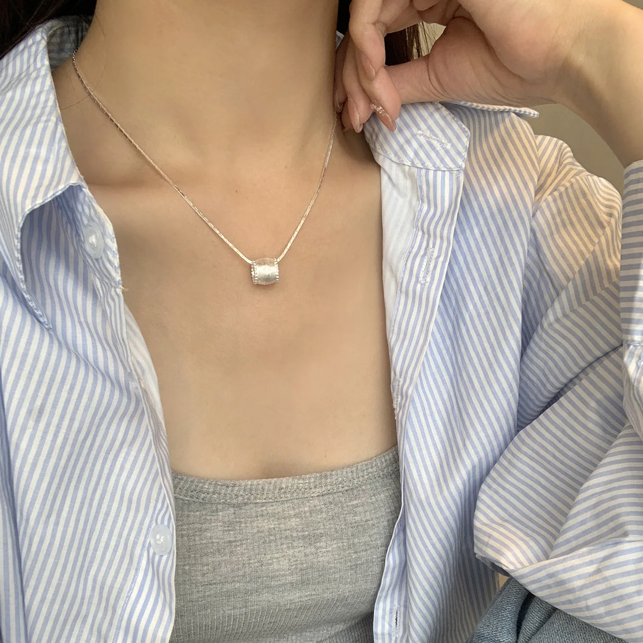 F.I.N.S S925 Sterling Silver Brushed Star Zircon Necklace Simple Luxury Transfer Cylinder Pendant Collarbone Chain Fine Jewelry