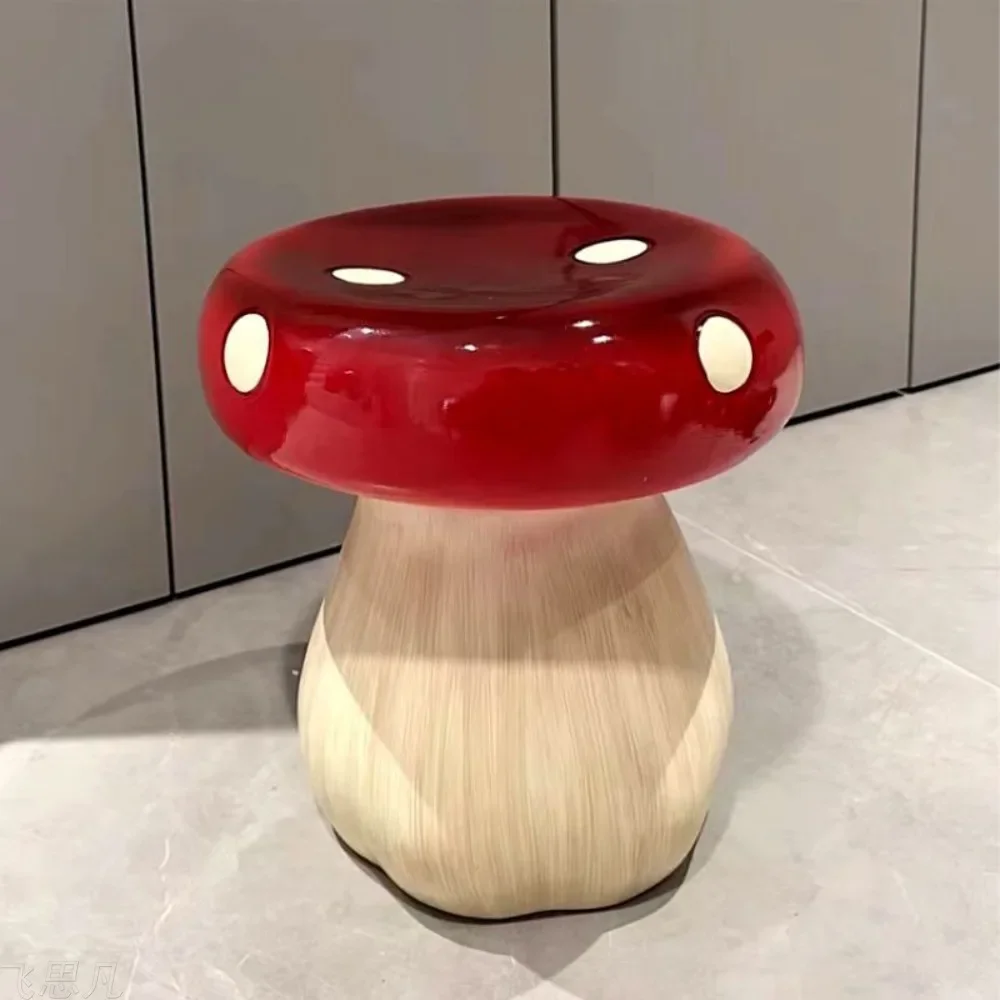 Leisure Living Room Shoe Changing Stool Cartoon Seat Living Room Side Table Mobile Stool Bench Cute Mushroom Ottoman Decor