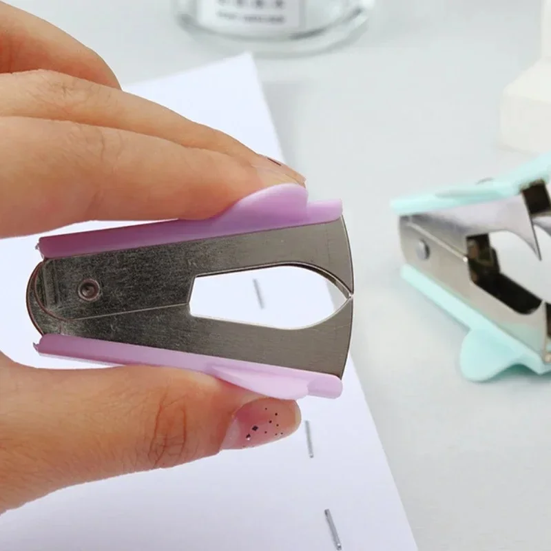 Thumbnail 4 - #6 Staple Removers Comparison Guide