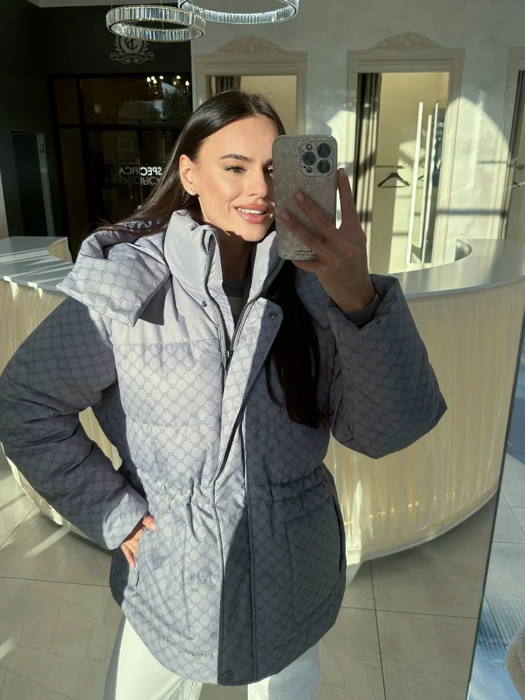 طباعة مقنعين سترة النساء الملابس الاتجاه سستة سترات منتفخة أسفل معاطف القطن تصميم 2025 خمر يندبروف الثلوج