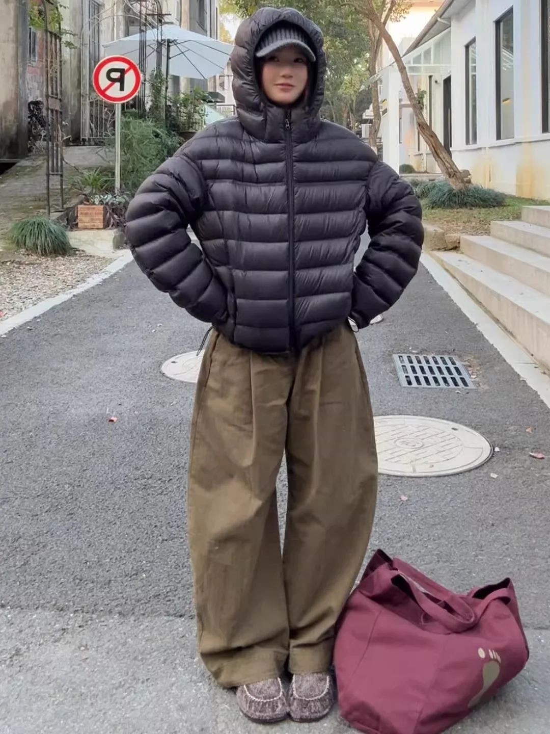 

Женская зимняя легкая утепленная куртка из черного хлопка, теплая, износостойкая, водоотталкивающая, в корейском стиле, свободного кроя, на молнии