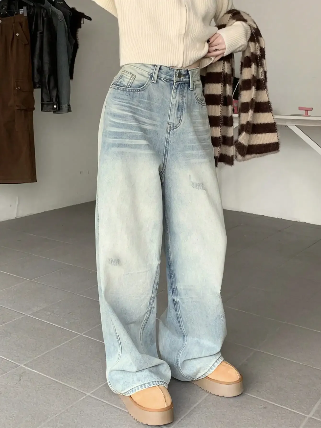 

Retro Washed Blue Wide Leg Pants High Waist Loose Fit Straight Cut Denim Jeans for Short Women Summer Chic Ladies Jeans