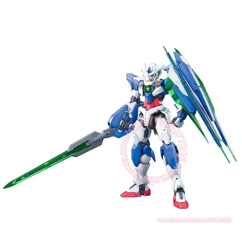 BANDAI Gundam MG 1/100 OO QAN[T] Action Figure Modello periferico Ornamenti per il desktop Giunti decorativi Regalo di compleanno mobile