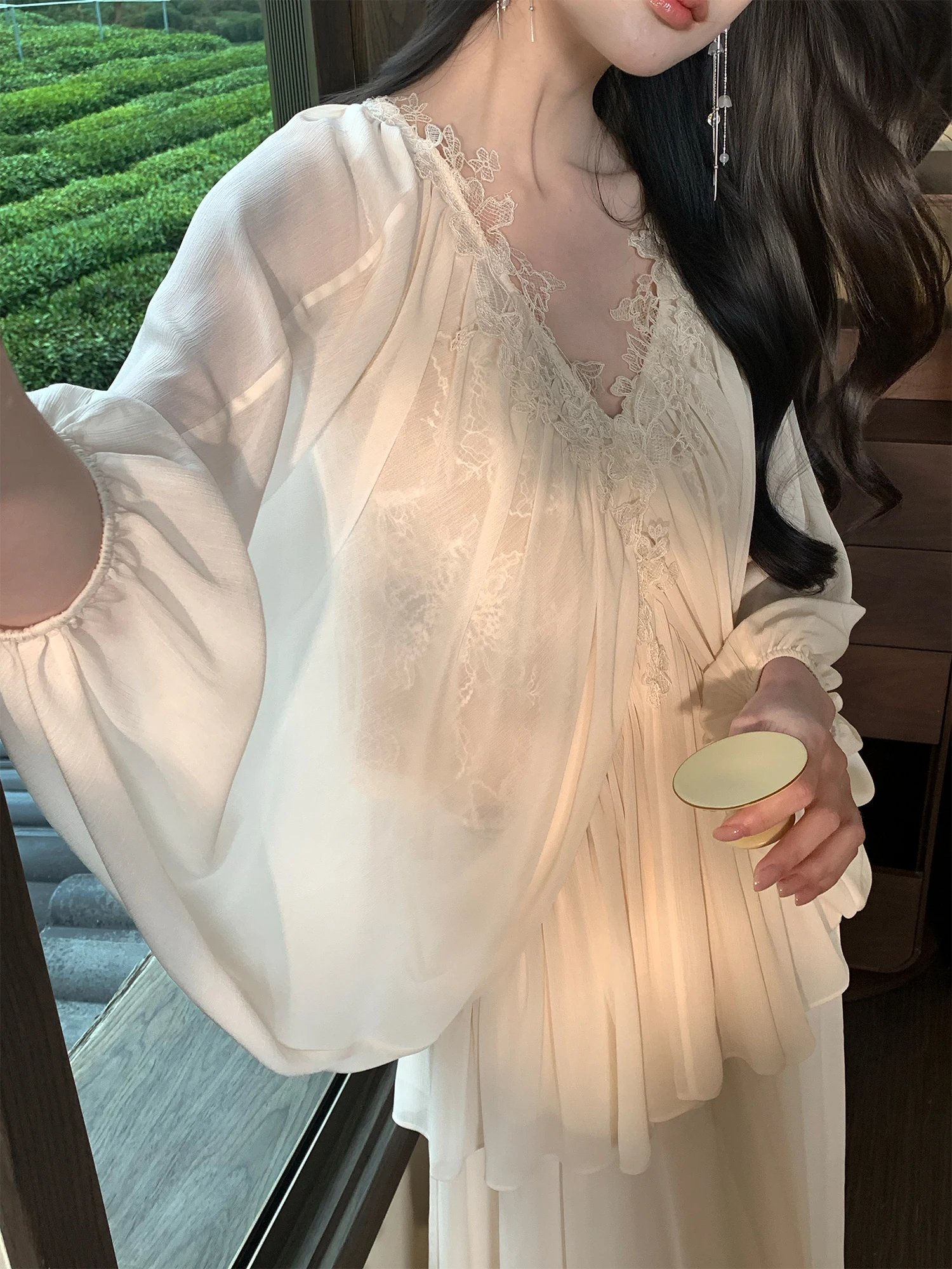 

Romantic Lace Inner Wear Skirt Set with Chiffon Cover up Gentle Spring Summer Fashion Women's Two-Piece Suit High Waist V-Neck