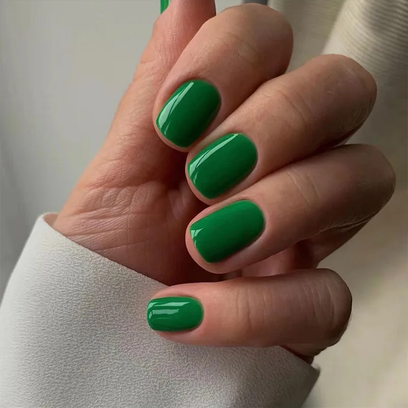 

24Pcs Short Round Press-on Nails: Glossy Solid Green - Minimalist Style False Nails Detachable Finished Nail Tips