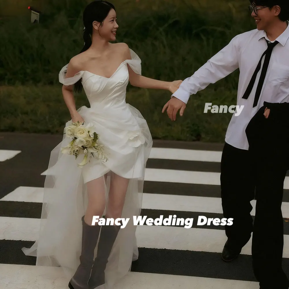Fancy Customized Off Shoulder Korea Wedding Dress A Line Soft Satin Evening Party Dresses Short Sleeve Back Corset 웨딩드레스