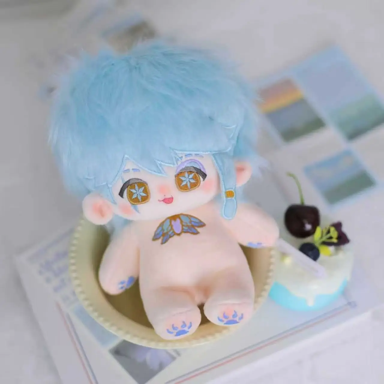 

Мягкая игрушка 20 см Game Identity V Luca Balsa Prisoner, фигурка куклы для косплея, плюшевый подарок, украшение для стола, игрушки, подарок на день рождения