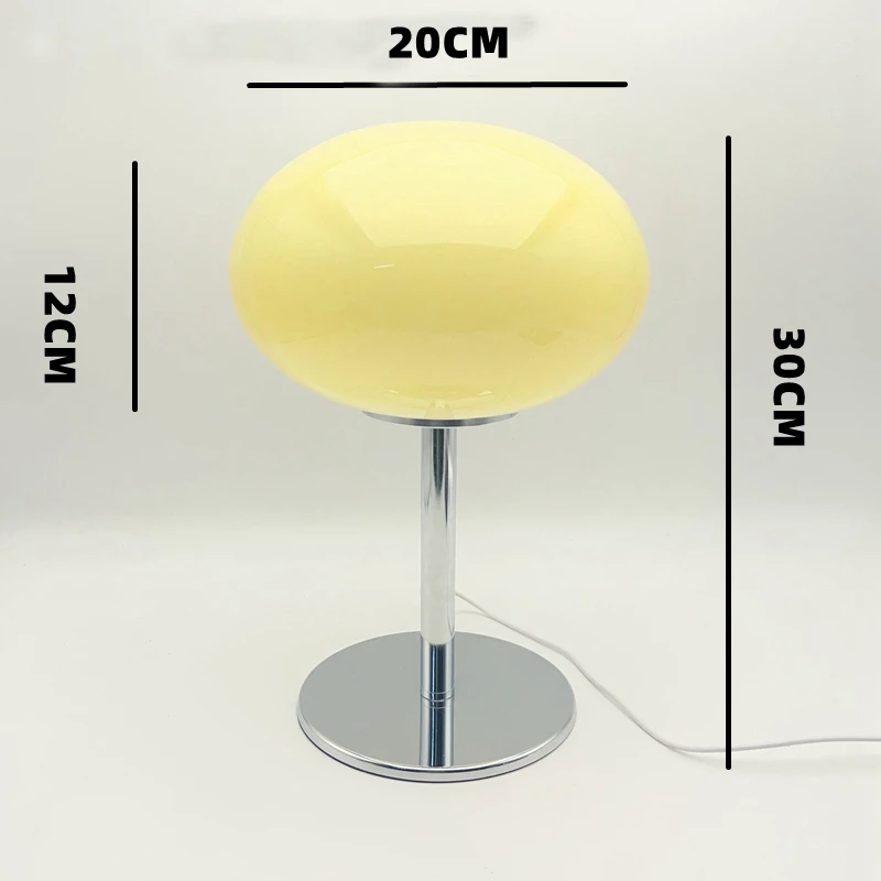 كريم نمط الفتاة Ins الشمال الجدول مصباح خمر منتصف القرن التصميم الإبداعي المحيطة مصباح ، غرفة نوم السرير ضوء الليل الزخرفية