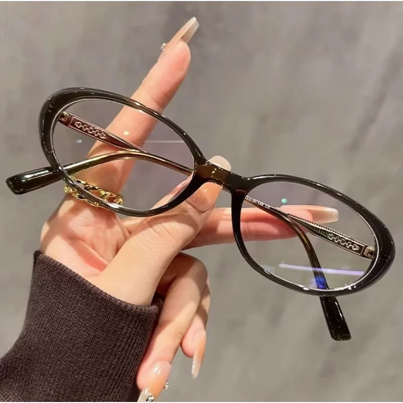 

Стильные маленькие овальные солнцезащитные очки для женщин, модные люксовые очки для вождения, антибликовые очки для чтения, винтажные легкие солнцезащитные очки для мужчин, для путешествий.