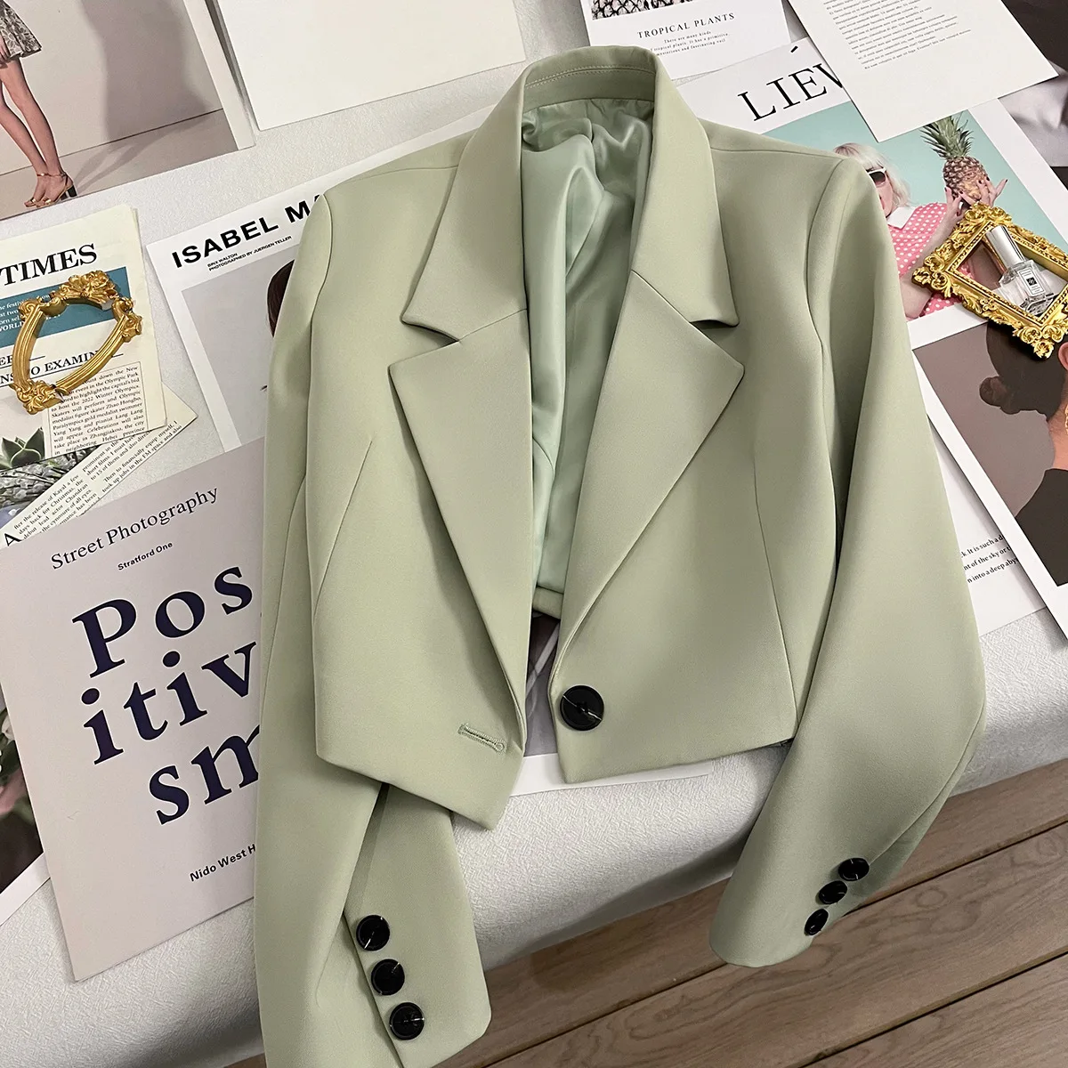 Newest Casual Single Button Blazer Womens Vintage Tops Notched Collar Long Sleeve Femme Short Suit Jacket Chic Outerwear