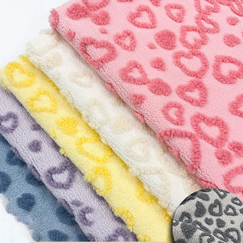 0.5m/1m/2m Thickened Heart-shaped Jacquard Fleece Plush Fabric for Sewing Blanket Pillow Coats Home Decor DIY Crafts Material