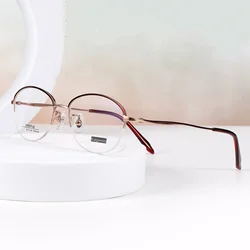 Puur Titanium Bril Vrouwen Bril Ontworpen Halve Rand Slanke Tempel Elegant Spectable 50Mm Breed
