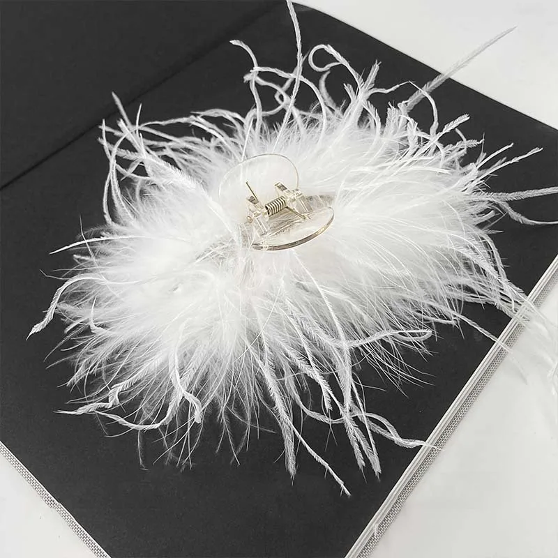 Feather Hair Clip for Women Korean Fashion Grab Clip Curly Shark Hair Claws White Black High-end Trendy Hair Accessories