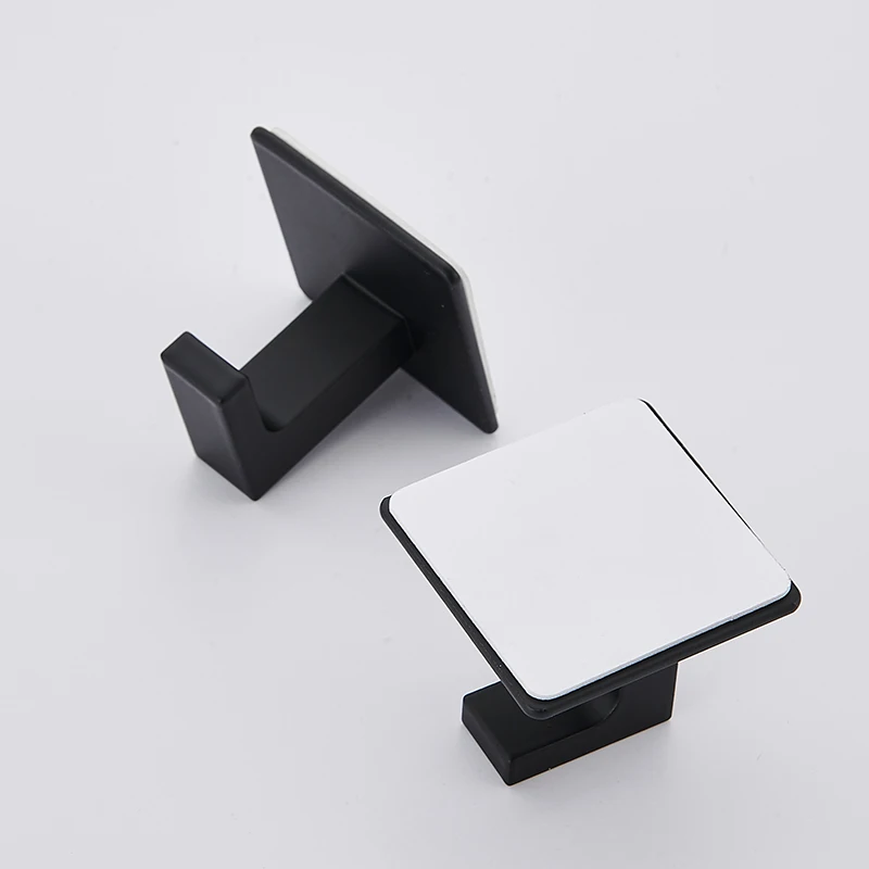 Samoprzylepne wieszaki łazienkowe na szlafroki Czarne wieszaki ścienne do zawieszania kluczy Wieszak na ubrania Wieszak na płaszcze Uchwyt na ręczniki FR208