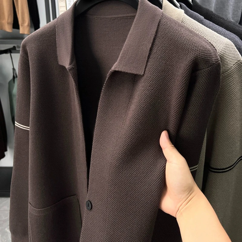 

2025 Men's Warm and Trendy Shirts for Autumn and Winter