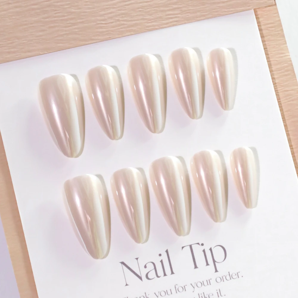

Shiny Nude Pearlescent Wearable Nail Art Fashion Solid Color Almond False Nails Detachable Finished Fake Nails Press on Nails