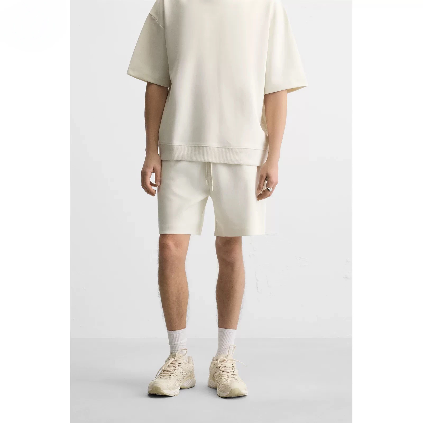 

Новые весенние мужские повседневные шорты из двухсторонней ткани с текстурой, разноцветные, для пар, модные, для 25-летних, летние, с коротким рукавом