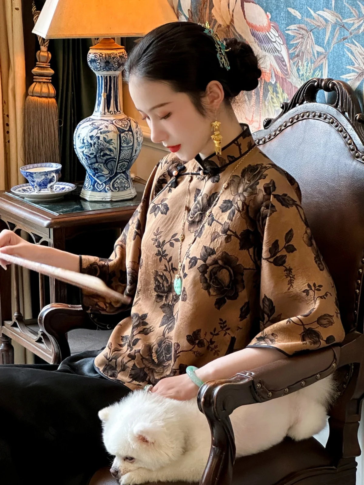 

Summer Sle Chinese Collar Silk Top with Button Embelliment Loose Fit Long Sve Traditional Women's Faion