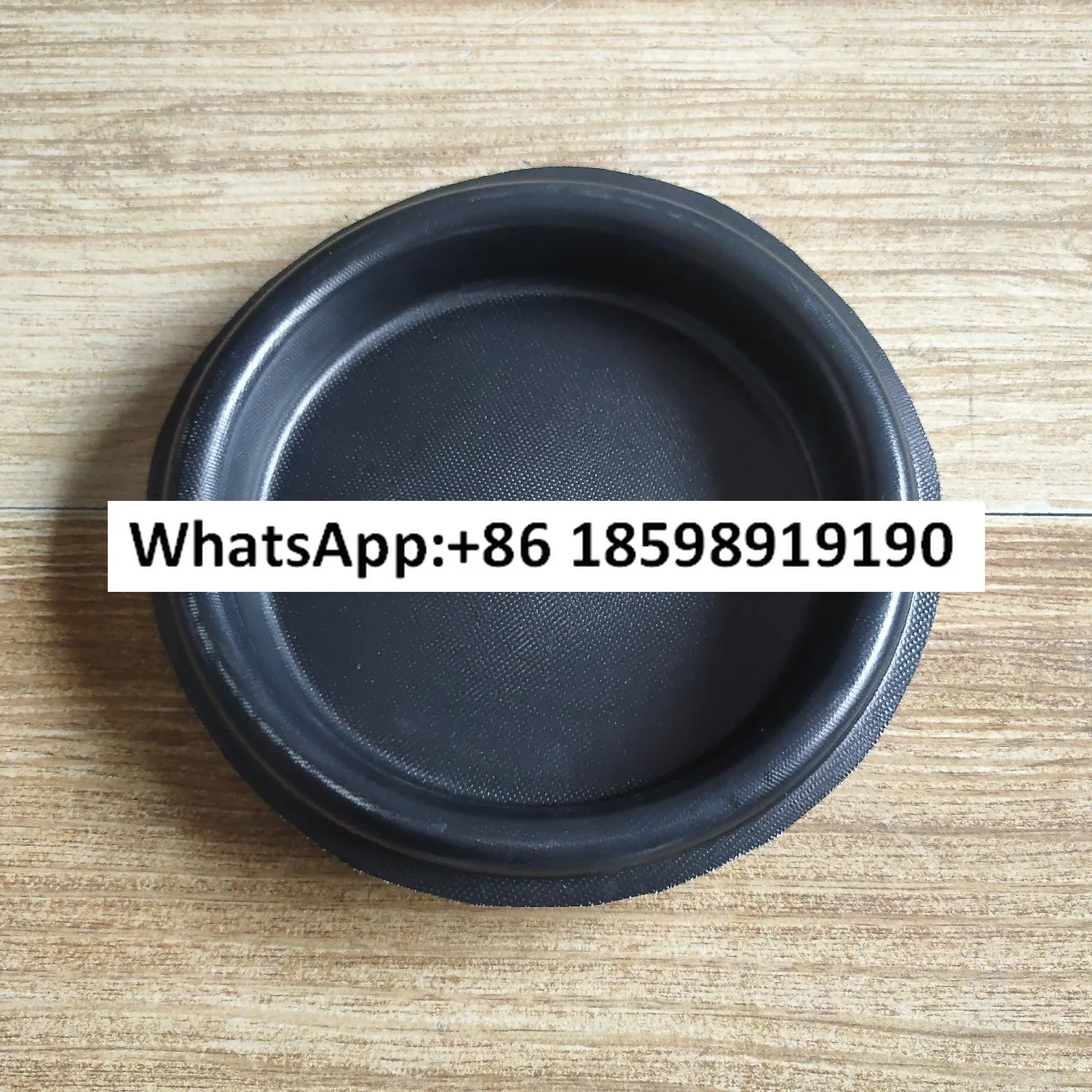 

Пневматический регулирующий клапан с диафрагмой BD 2 210 из NBR, диаметр 210 мм, без пористой резины, с усиленным зажимом