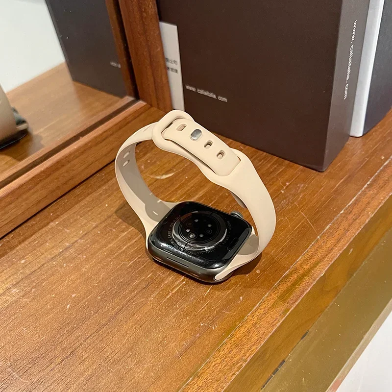 애플 워치 시리즈 11-10-9-8-7-6-5-SE 45mm 44mm 40 41mm 42-46mm 스포츠 팔찌 슬림 실리콘 스트랩 iwatch ultra3-2 49mm용 밴드