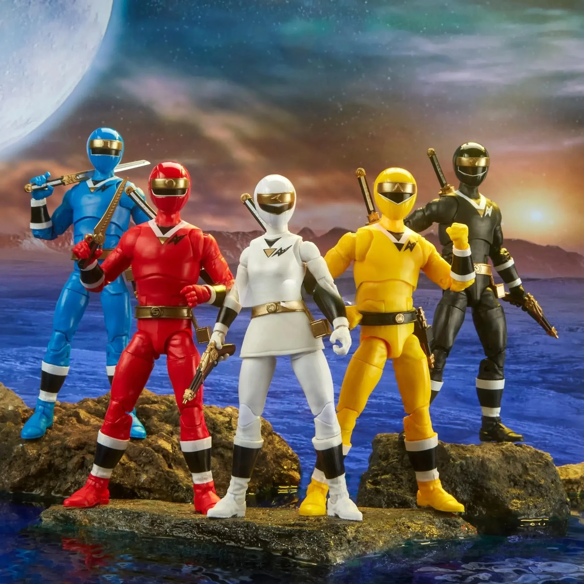 Hasbro Power Rangers Lightning Collection 5-Pack Alien Rangers 6 นิ้วAction Figure 15 อุปกรณ์เสริม 5 Blast Effectsของขวัญf5937