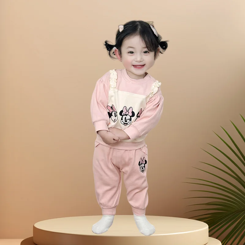 ディズニー秋と冬の新しい子供用スーツソフトコットン女の赤ちゃんアウト服ミニープリントセータースウェットパンツ2点セット