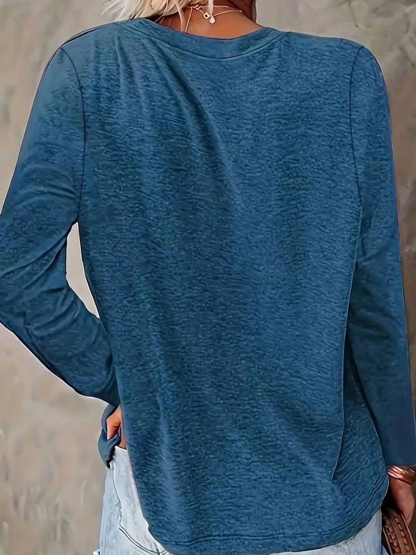 2026 Damen Frühling und Sommer Lässiges Slogan-Hunde-Print Rundhals Einfarbiges Langarm-Pullover T-Shirt – Detail 7