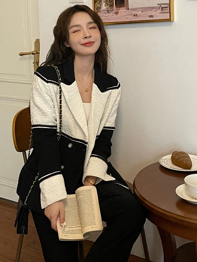 [oein] 2024 Autumn Spring Style Black And White Contrasting Suit Jacket For Women, New College Style Temperament Suit Top