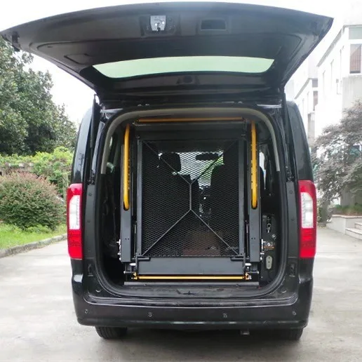 Commercial vehicle tailgate modification barrier-free lift for the elderly to get on and off the bus