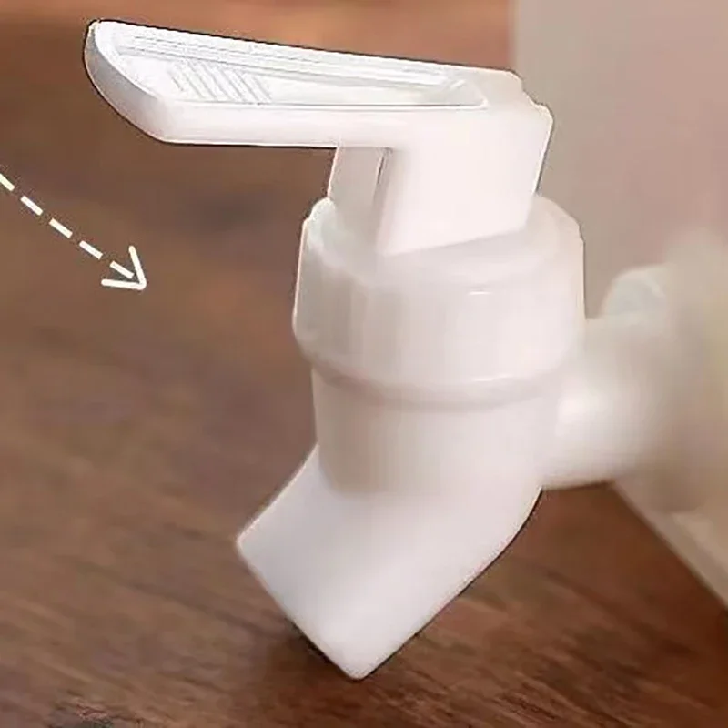 수도꼭지 음료 디스펜서가있는 냉수 주전자 3.5L 물 주전자 레모네이드 주스 용기 냉장고 주방용 물 투수