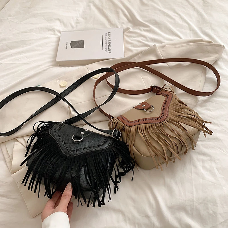 Fashion Tassel Shoulder Bag for Women High Quality PU Square Bag Cute Purses Crossbody Bag Designer Messenger Bag Luxury Satchel