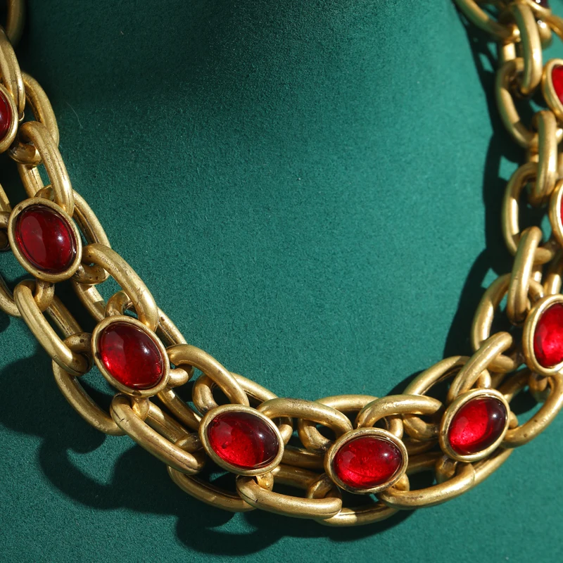 Vintage Jewelry Heavy Chain Necklace Red Glass Choker Accessories For Women Antique Gold Color High Quality Designer Copper 2026