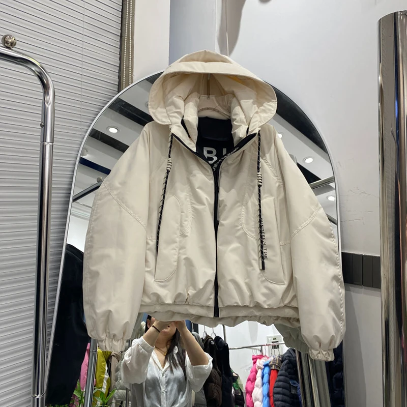 Winter White Duck Down Quilted Outwears Women Fashion Versatile Hooded Short Down Jacket Female Warm Zipper Big Pocket Jacket