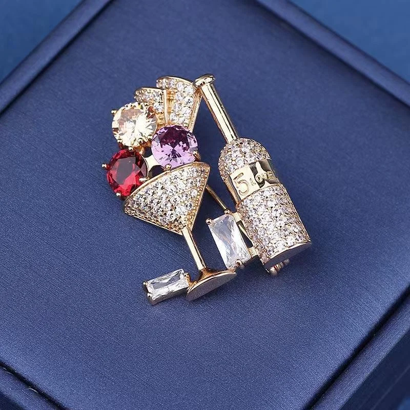 Creative Cocktail Glass Micro-inlaid Zircon Brooch Fashion Temperament Corsage Pin Trend Accessories Brooch