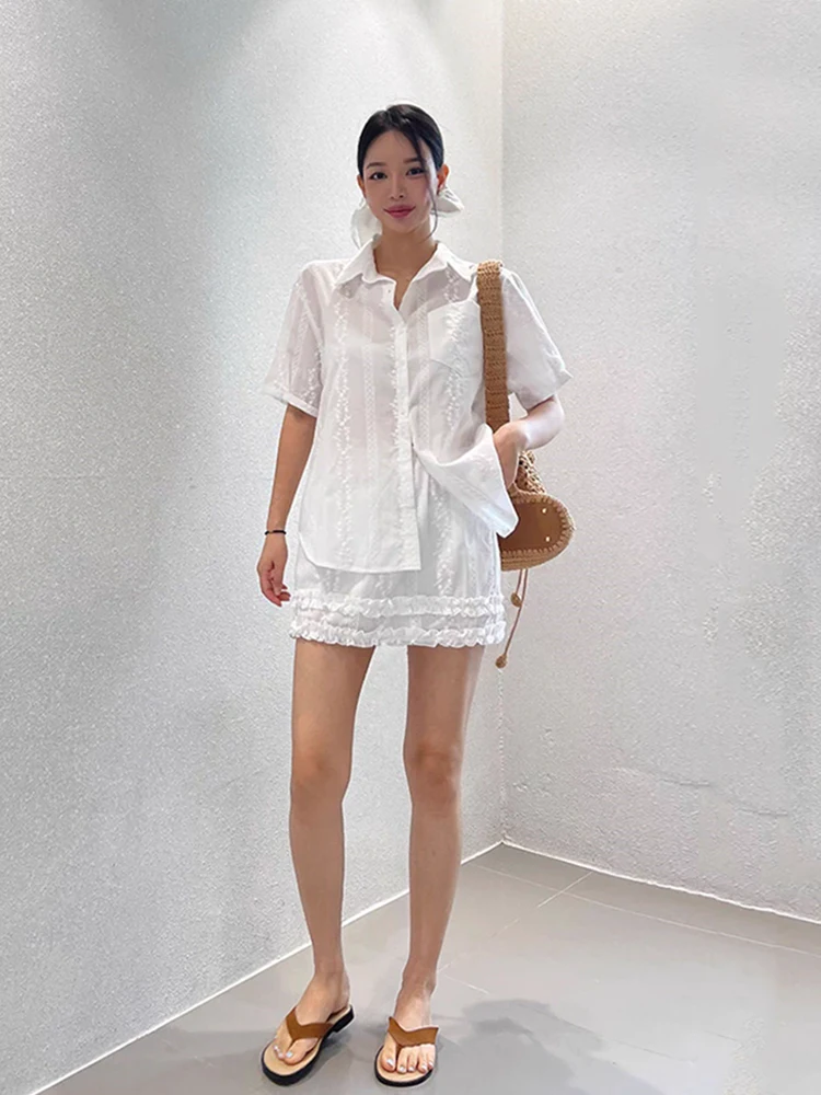 Liangliang デザインヘビー刺繍レースシャツ女性の夏の新スタイル小規模オーディエンススプライシングレースハーフスカート 2 点セット