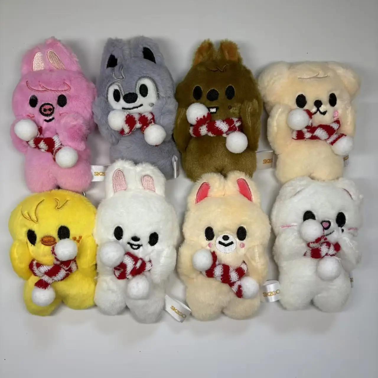 Kpop Stray Kids porte-clés en peluche SKZOO felix poupée pilote magnétique bricolage décoration faite à la main porte-clés magnétique Bangchan jouet pour enfants