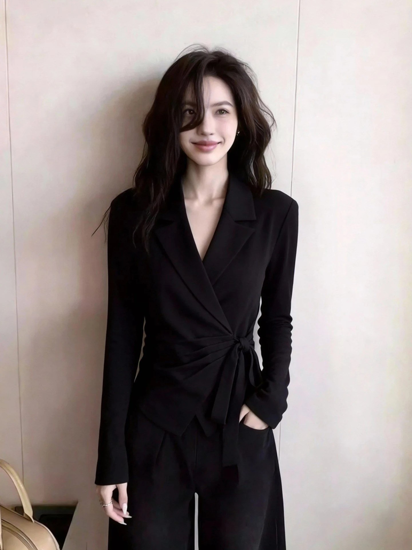 Elegant Black Long Sleeve Shirt Women's Fashionable Belted Tie Waist Commute Shirt Comfortable Versatile Korean Style V Neck
