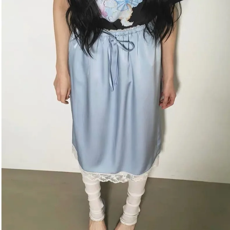 Casual Two-Tone Korean Style Splice Lace Half Skirt Glowing Surface Design Standard Fit Ladies Midi Skirt for Autumn Season