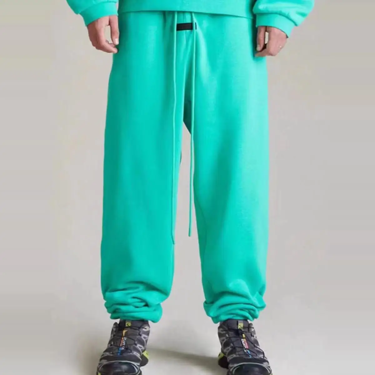 

Утепленные повседневные брюки-джоггеры High Street Sle с силиконовым логотипом и маленькой этикеткой, в американском уличном стиле, осенне-зимние