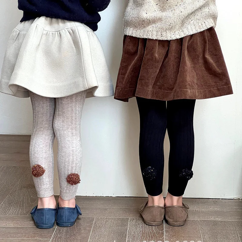 

Autumn new girls pantyhose Korean version cute hairball baby cotton kids clothes pantalones بناطيل اطفال اولاد calça cargo