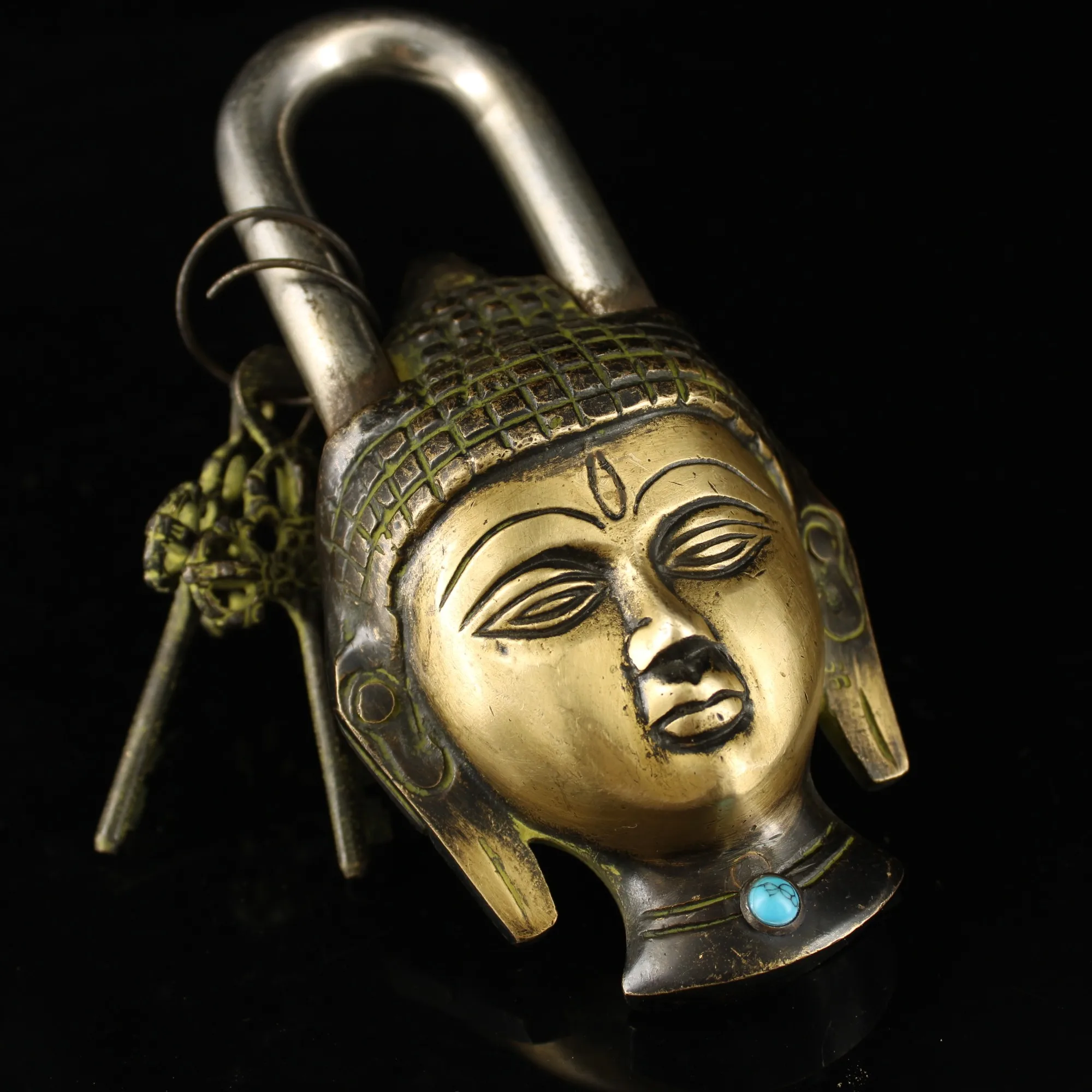 Antique Collection Tibetan Bronze Buddha Head Lock Decorative Ornaments