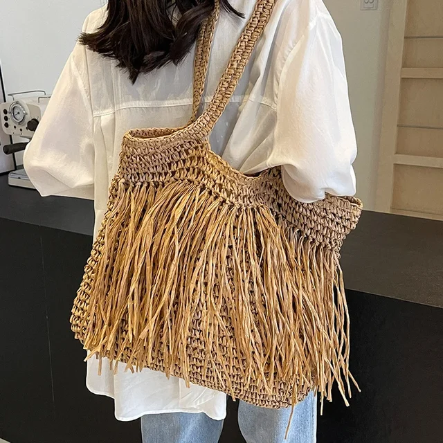 Hollow Out Tote Bags for Women Luxury Designer Handbag Purse New Weave Large Capacity Tassel Shoulder Straw Beach Bag 2024 New