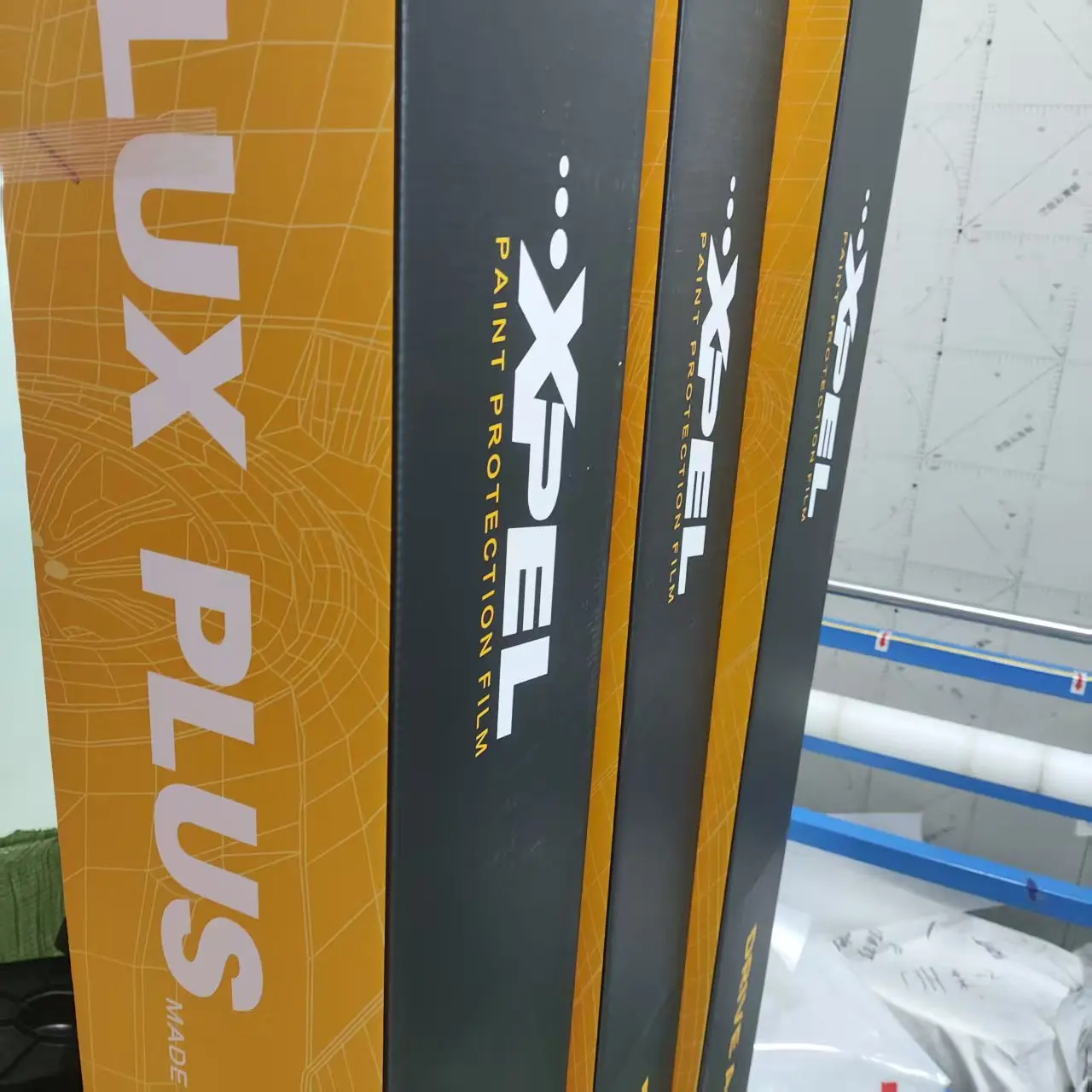 XPEL 8.5MIL طبقة حماية طلاء السيارات عالي اللمعان من مادة البولي يوريثان PPF شفافة مقاومة للحرارة شفاء ذاتي مضاد للاصفرار قوي #1