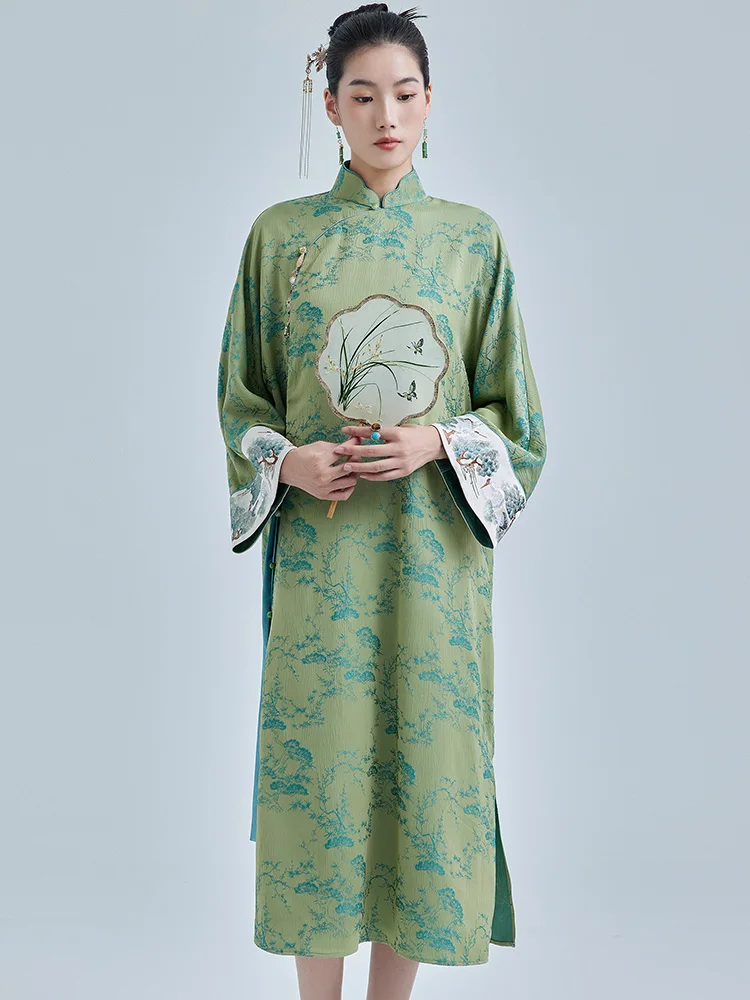 

New Retro Embroidered Satin Dr Chinese Sle Long Gown Midi Skirt Sve Length 7 Tee-Quarter Bell Sve