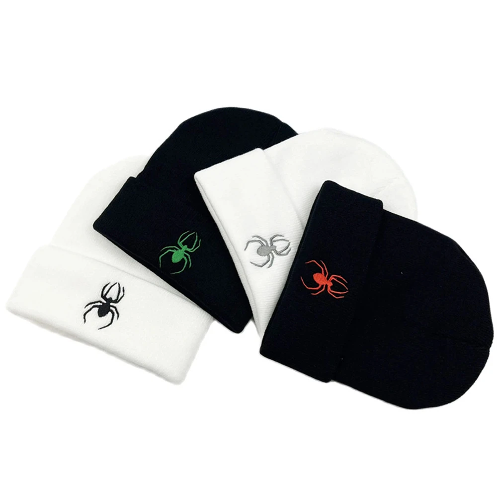1pcs Fashion New Cartoon Spider Embroidered Beanies Hat Winter Autunm Warm Knitted Bonnet Cap Soft Wool Beanies Caps Couple Gift