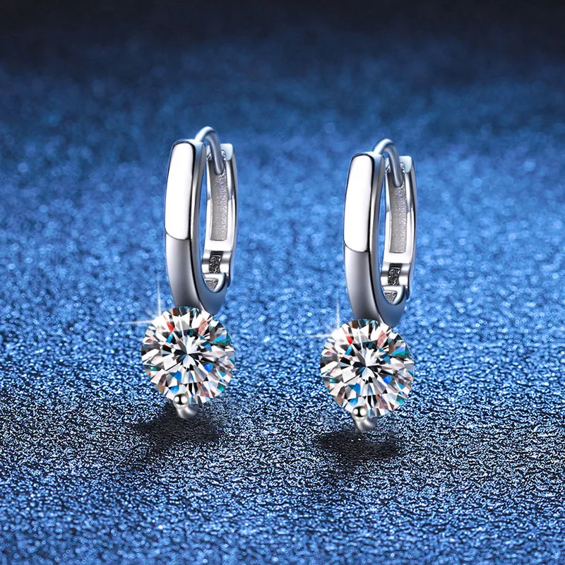 Moissanite earrings, fashionable, light and luxurious, simple single diamond, one carat moissanite earrings, platinum PT950 mark